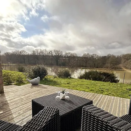 Le Refuge Du - Sejour D'exception Avec Vue Imprenable Sur Le - Piscines Sauna Salle Fitness Bibliotheque Restaurant - 10min Des Sables D'olonne Campsite
